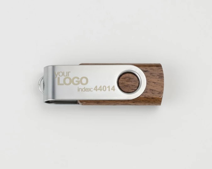 Pamięć USB TWISTER WALNUT 8 GB (44014)