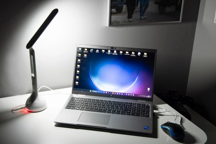 Lampka biurkowa ENLI 