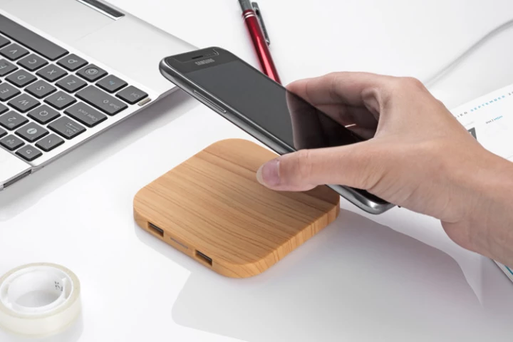 Ładowarka indukcyjna LINO 