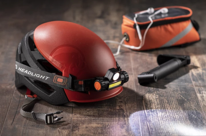 Latarka czołowa COB FRENTE 