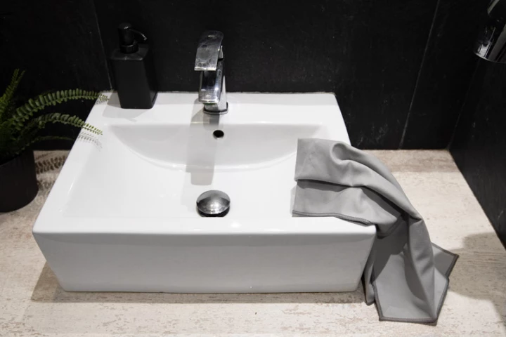 Ręcznik z mikrofibry UKO 