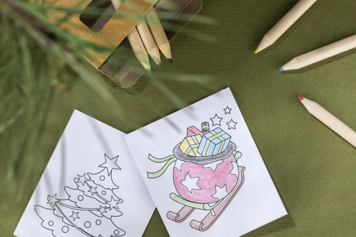 Kredki z kolorowanką SANTI 