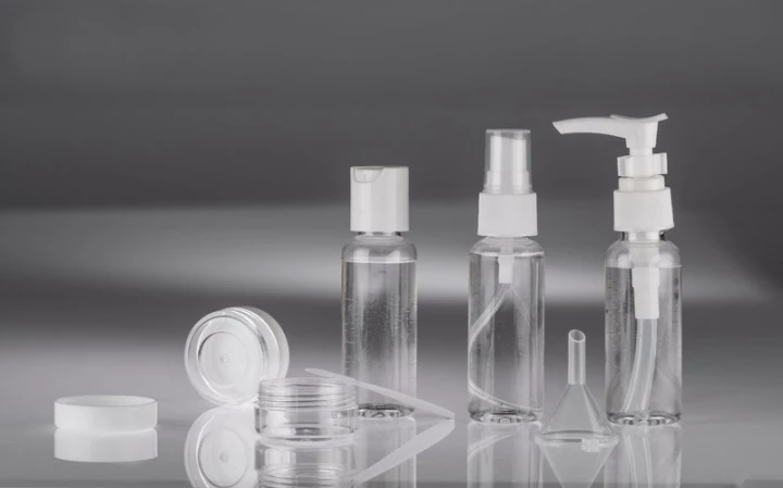 Zestaw pojemników podróżnych AIRO 