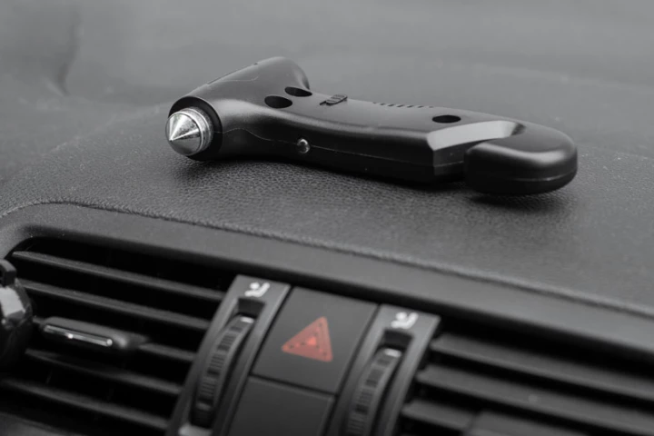 Młotek bezpieczeństwa SEKURE 