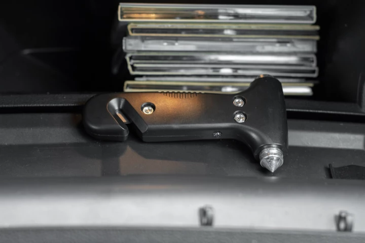 Młotek bezpieczeństwa SEKURE 